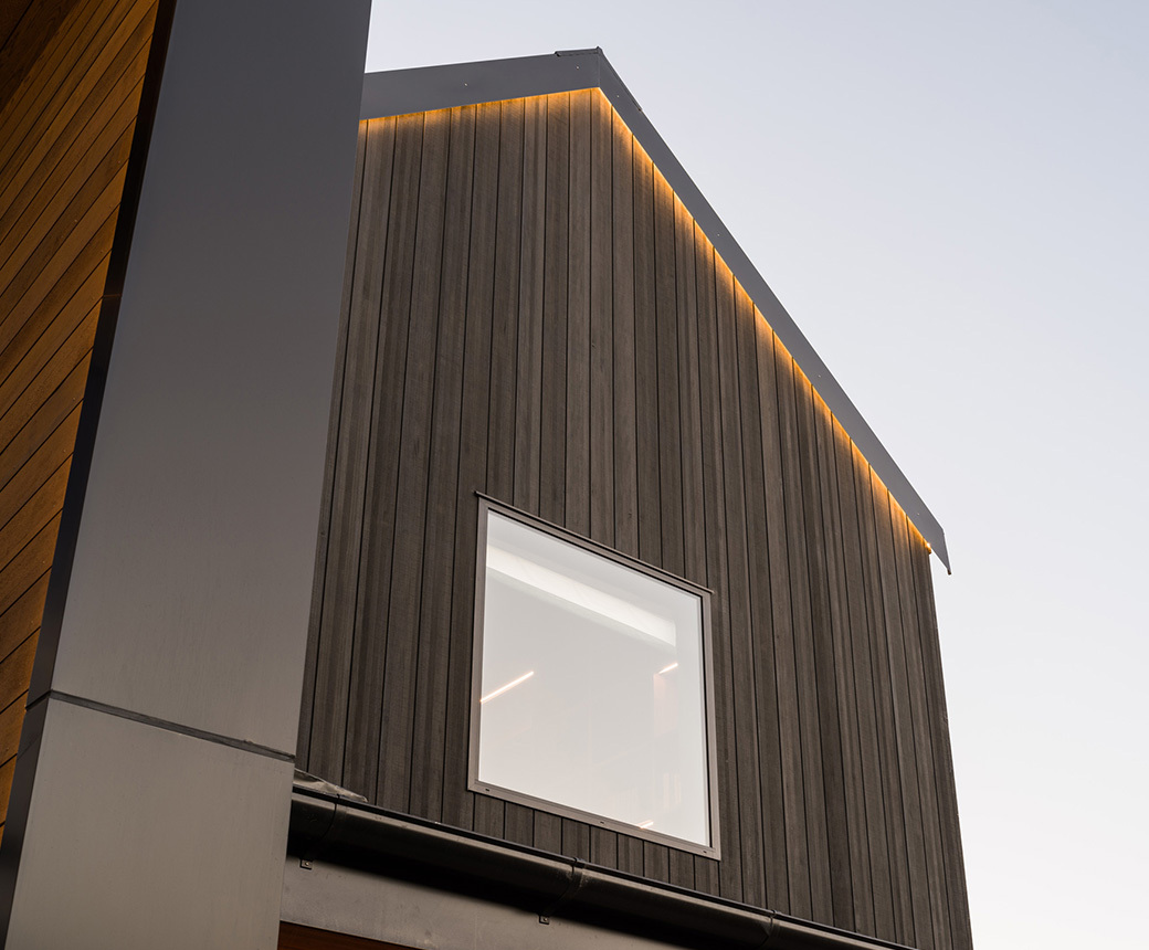 Commercial Curved Footer Image