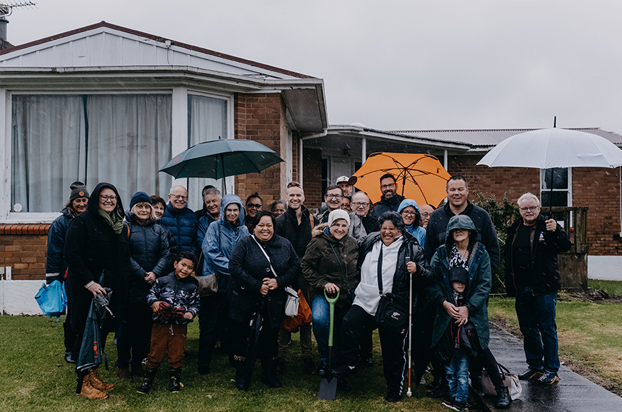 Housing Mobile Header